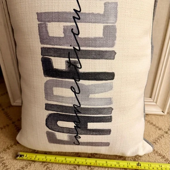 Fairfield rectangular stuffed bed couch pillow cushion NWOT - Picture 5 of 9